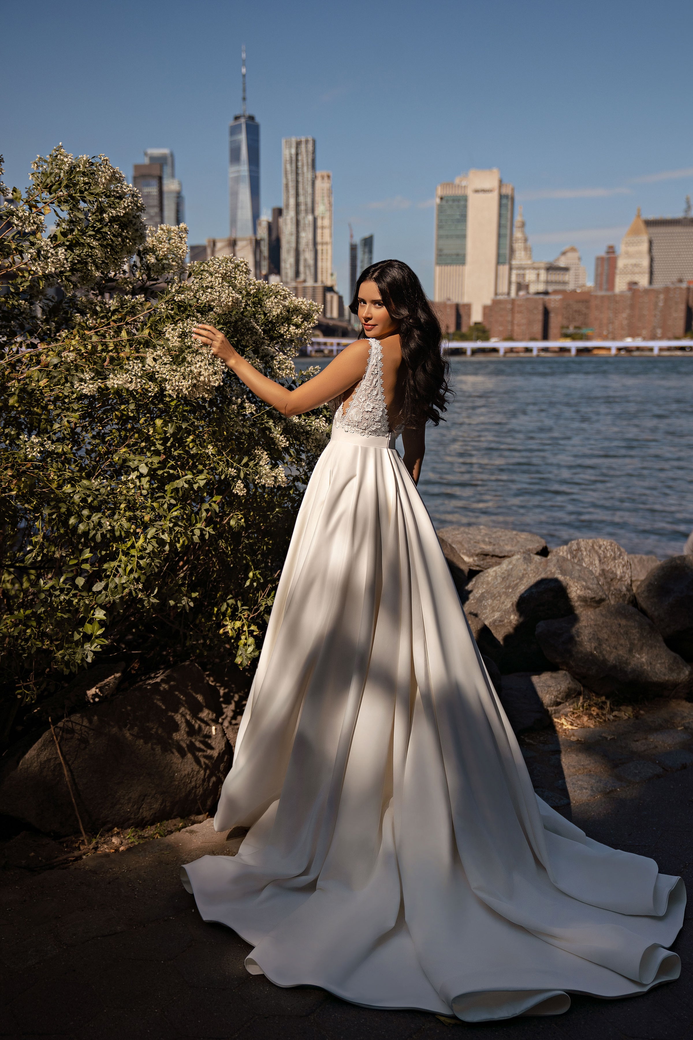 Deep V-Neck A-Line Wedding Dress with Lace Bodice and Pockets