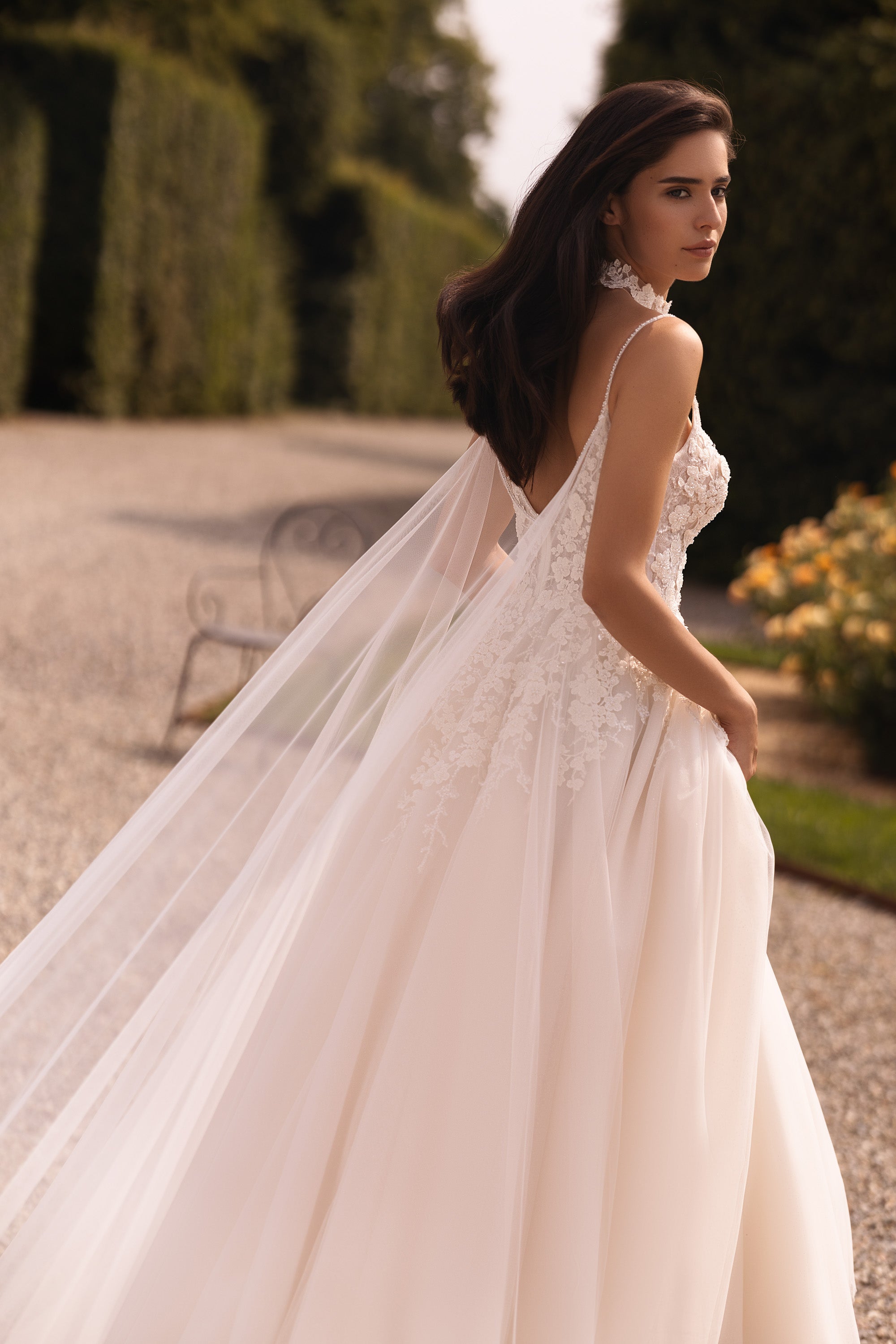 Elegant A-Line Tulle Bridal Dress with Spaghetti Straps, V-Neck, Beads Lace and Cape