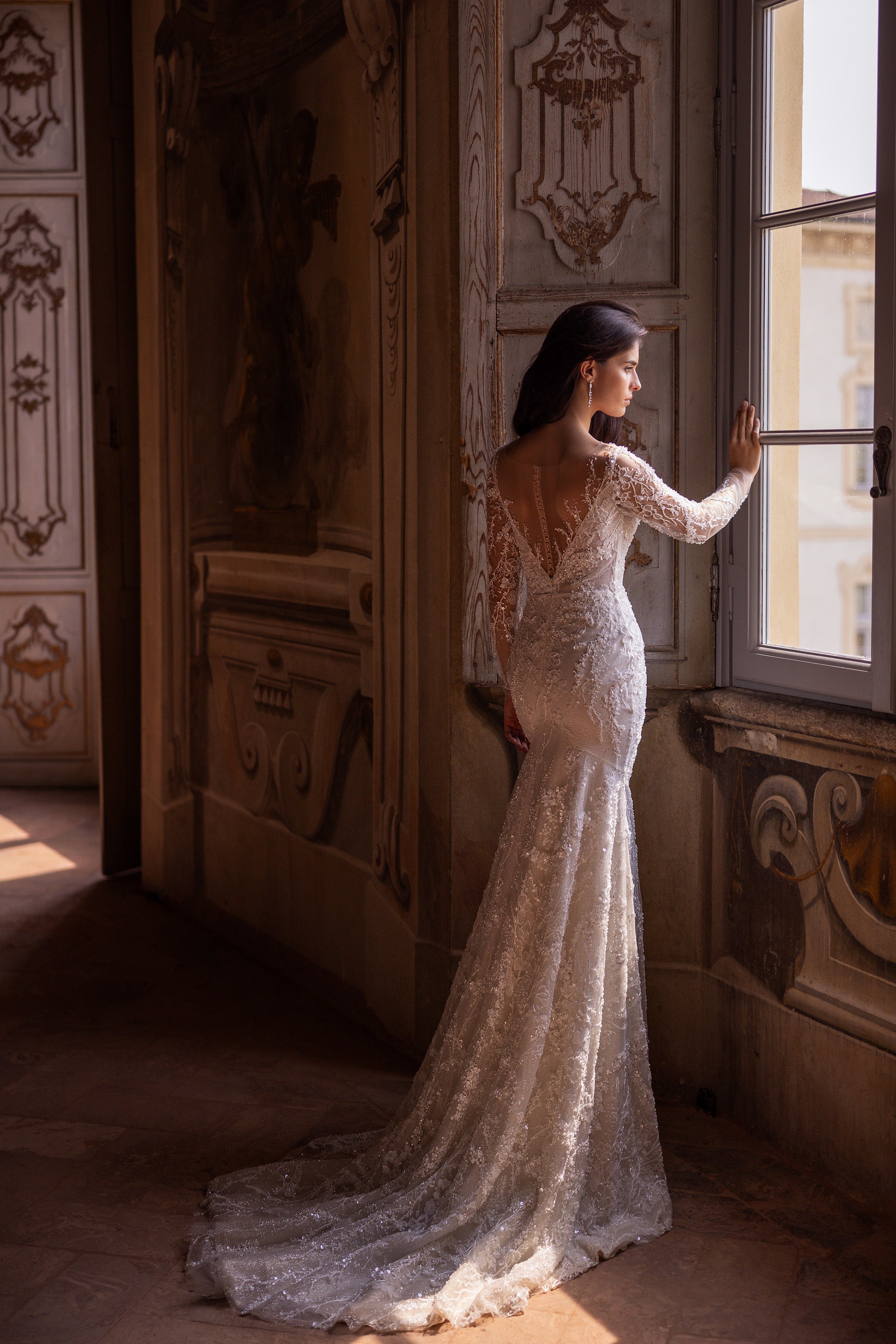 Elegant Lace Fit and Flare Bridal Dress with Long Sleeves, Lace Back, and Court Train Tulle