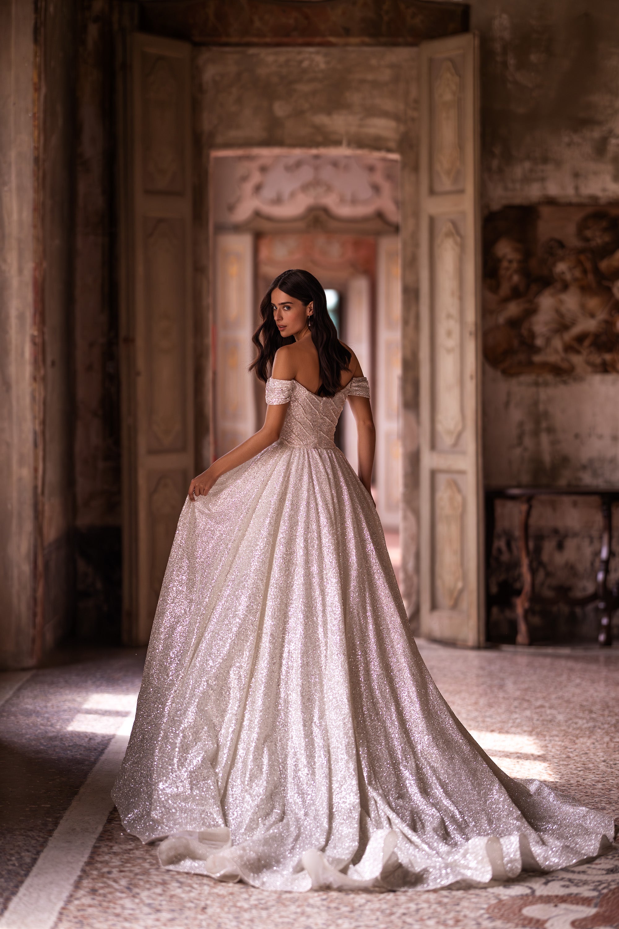 Gorgeous Off-the-Shoulder Ballgown with Glittering Open Shoulders - Perfect for Weddings!