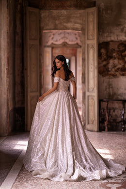 Gorgeous Off-the-Shoulder Ballgown with Glittering Open Shoulders - Perfect for Weddings!