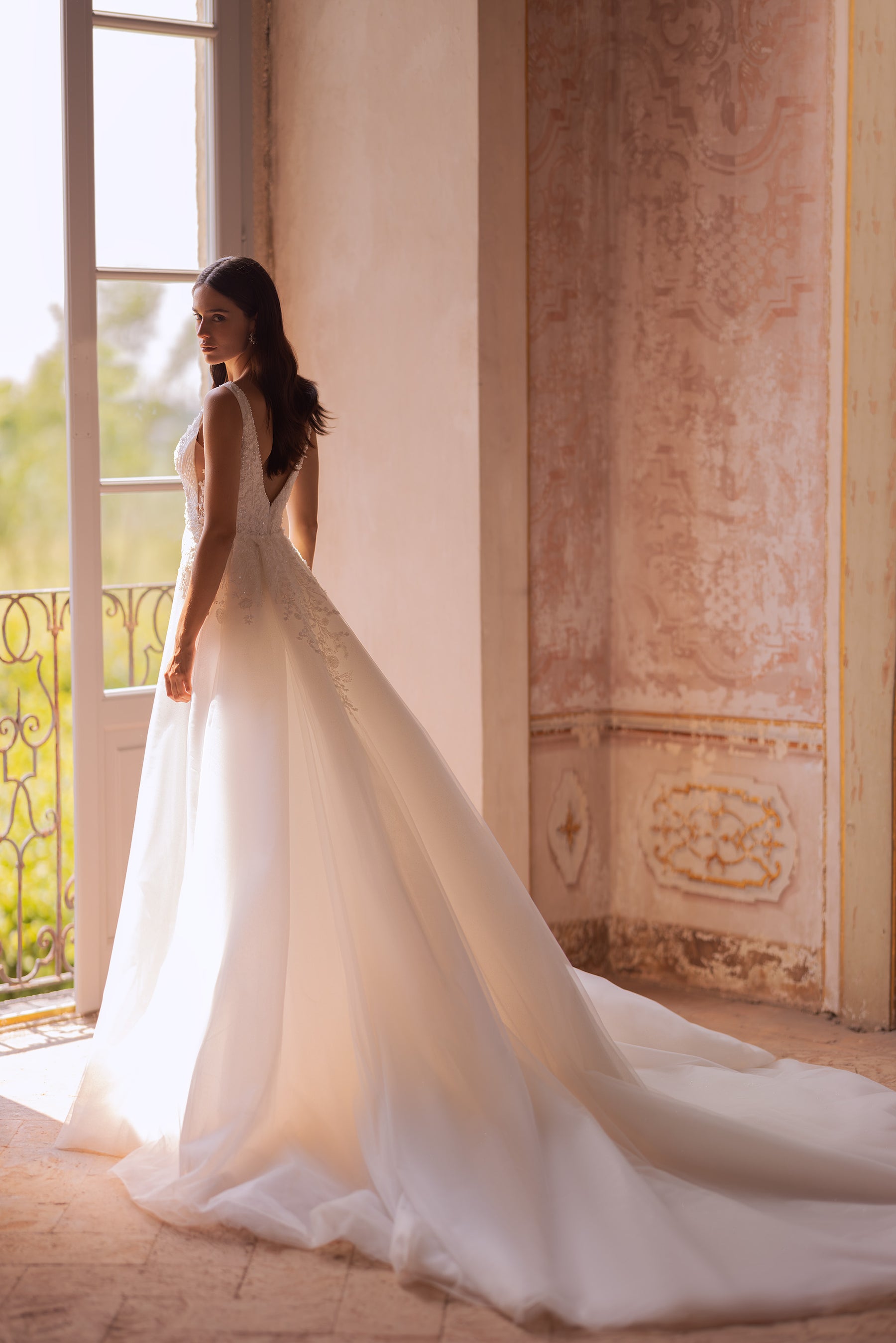 Mermaid Deep V-Neck Beaded Lace Bridal Dress with Additional Tulle Skirt and Belt at the Waist