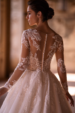 Elegant A-Line Tulle Dress with Lace Top and Deep V-Neck