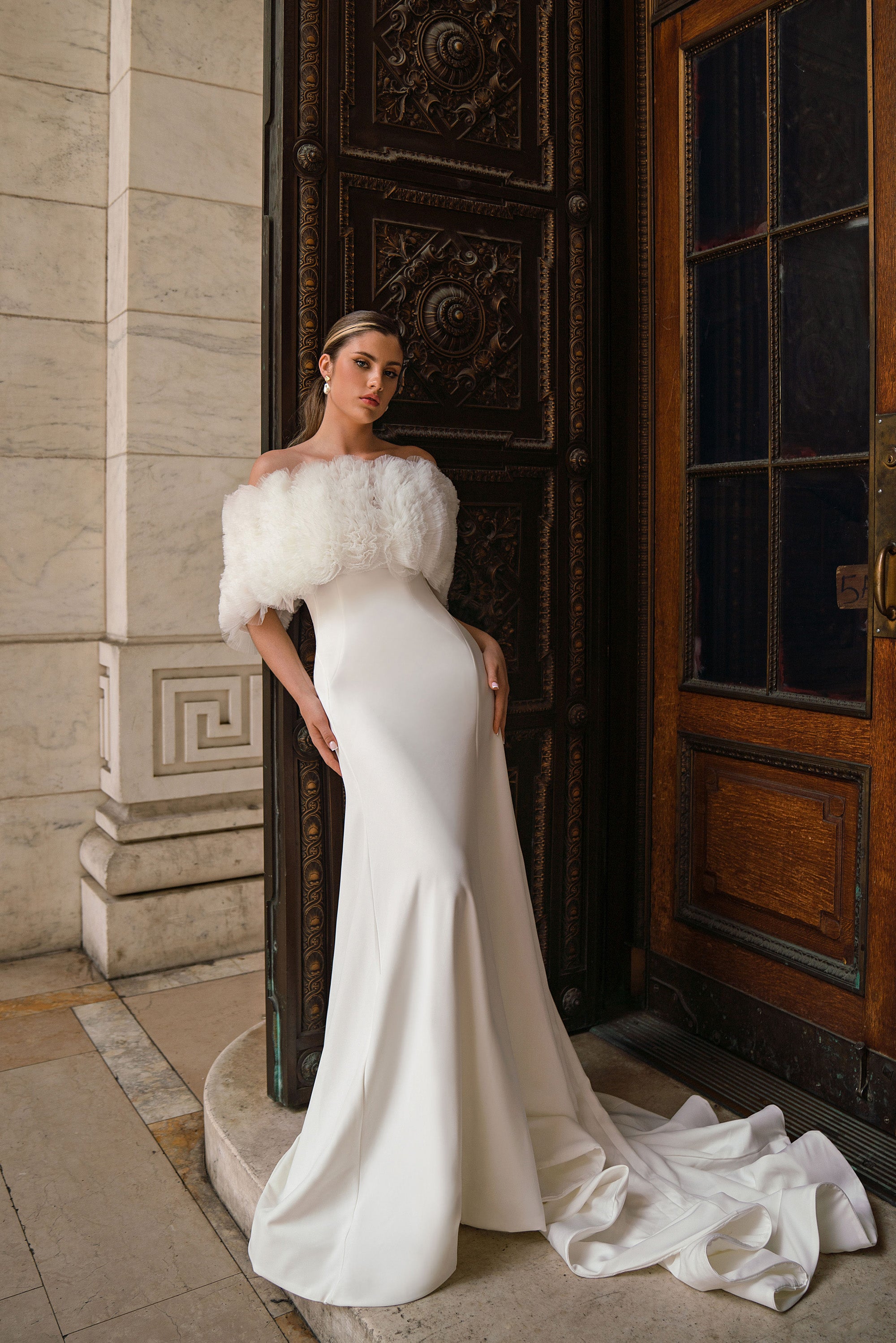 Trumpet Wedding Dress with Off-The-Shoulder Bolero