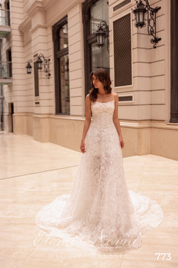 Floral Lace 2-in-1 Mini Wedding Dress with Detachable Overskirt