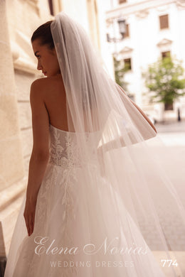 Strapless Floral Lace Ball Gown Wedding Dress with Tulle Skirt