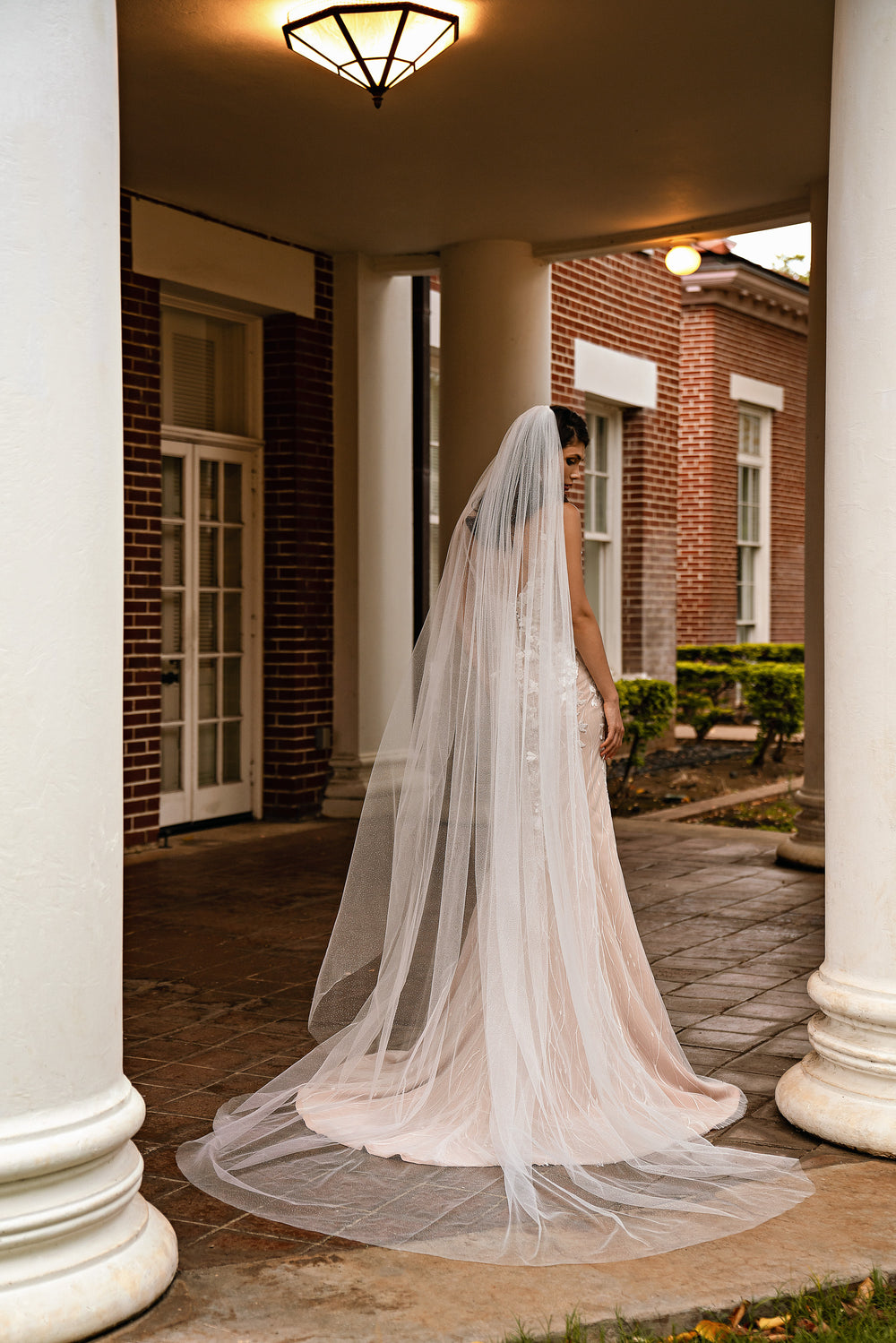 2.6x3m Spectacular Glitter Veil Bundle with Sewn Loops