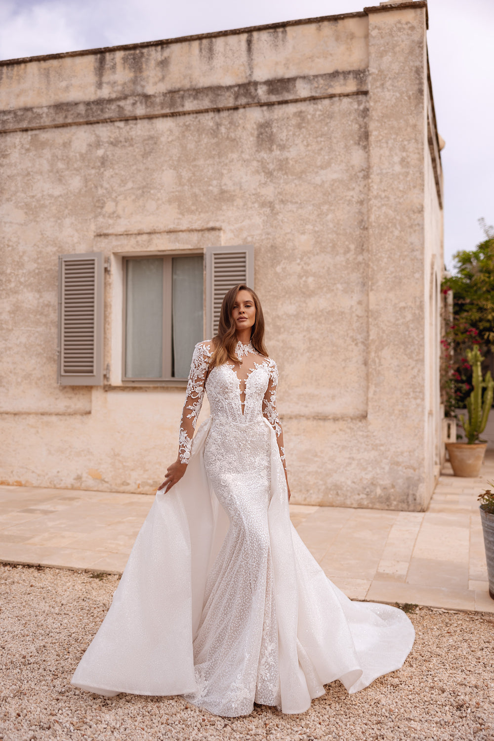 2-in-1 Sparkly Mermaid Wedding Dress with Lace Sleeves