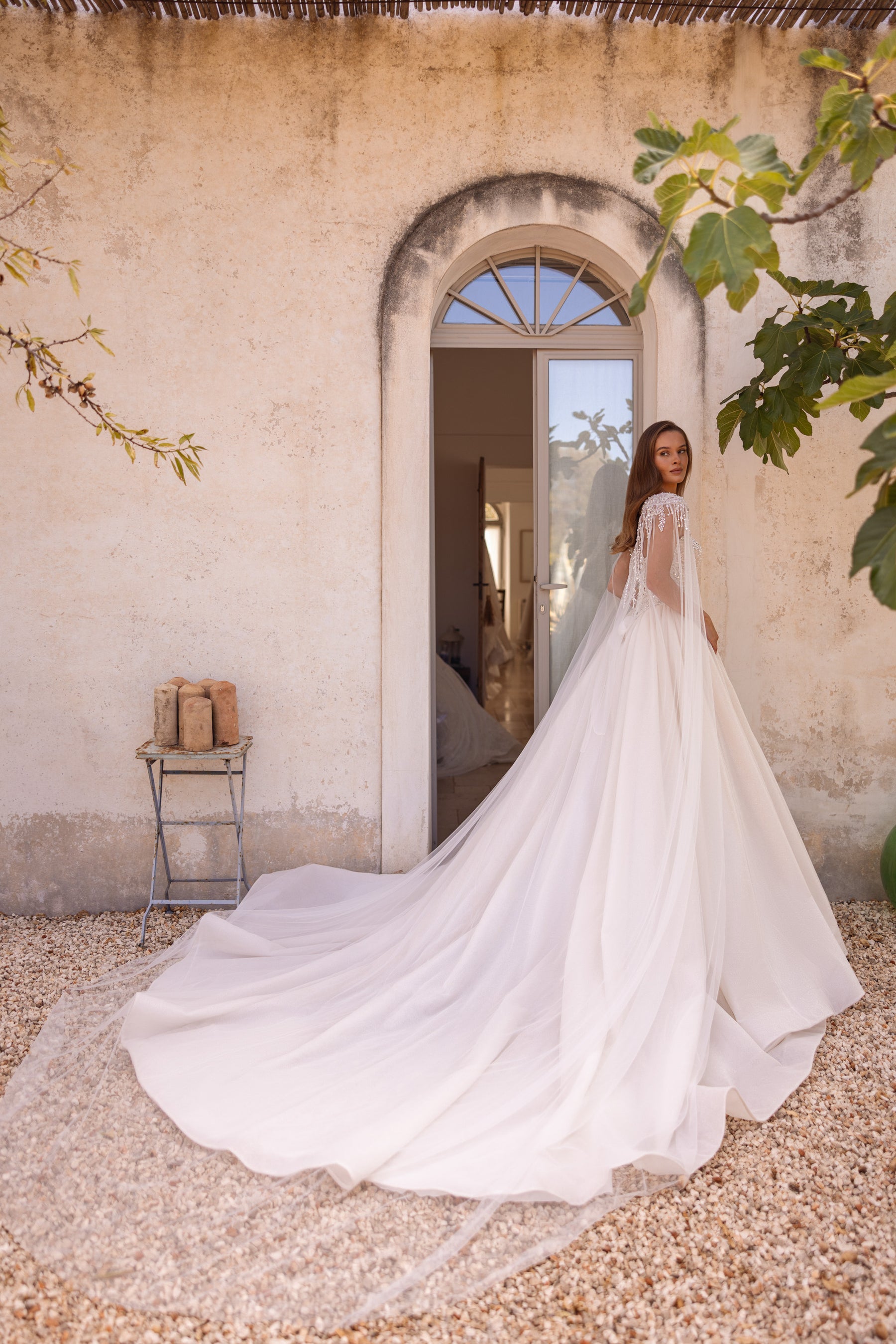 2-in-1 Sweetheart Beaded Ball Gown Wedding Dress with Detachable Cape