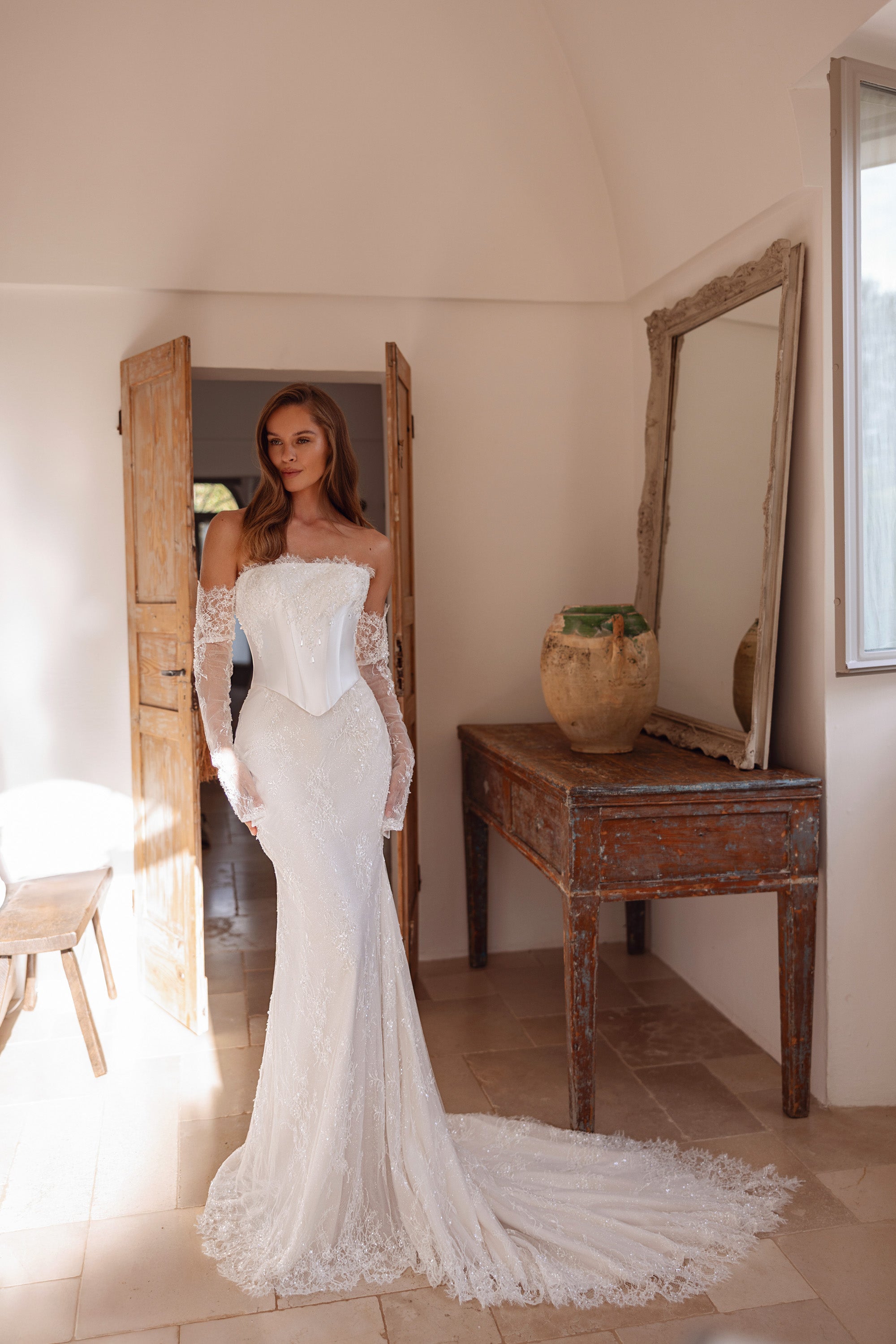 2-in-1 Strapless Lace Mermaid Wedding Dress with Detachable Sleeves