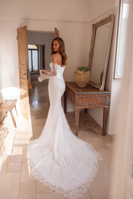 2-in-1 Strapless Lace Mermaid Wedding Dress with Detachable Sleeves