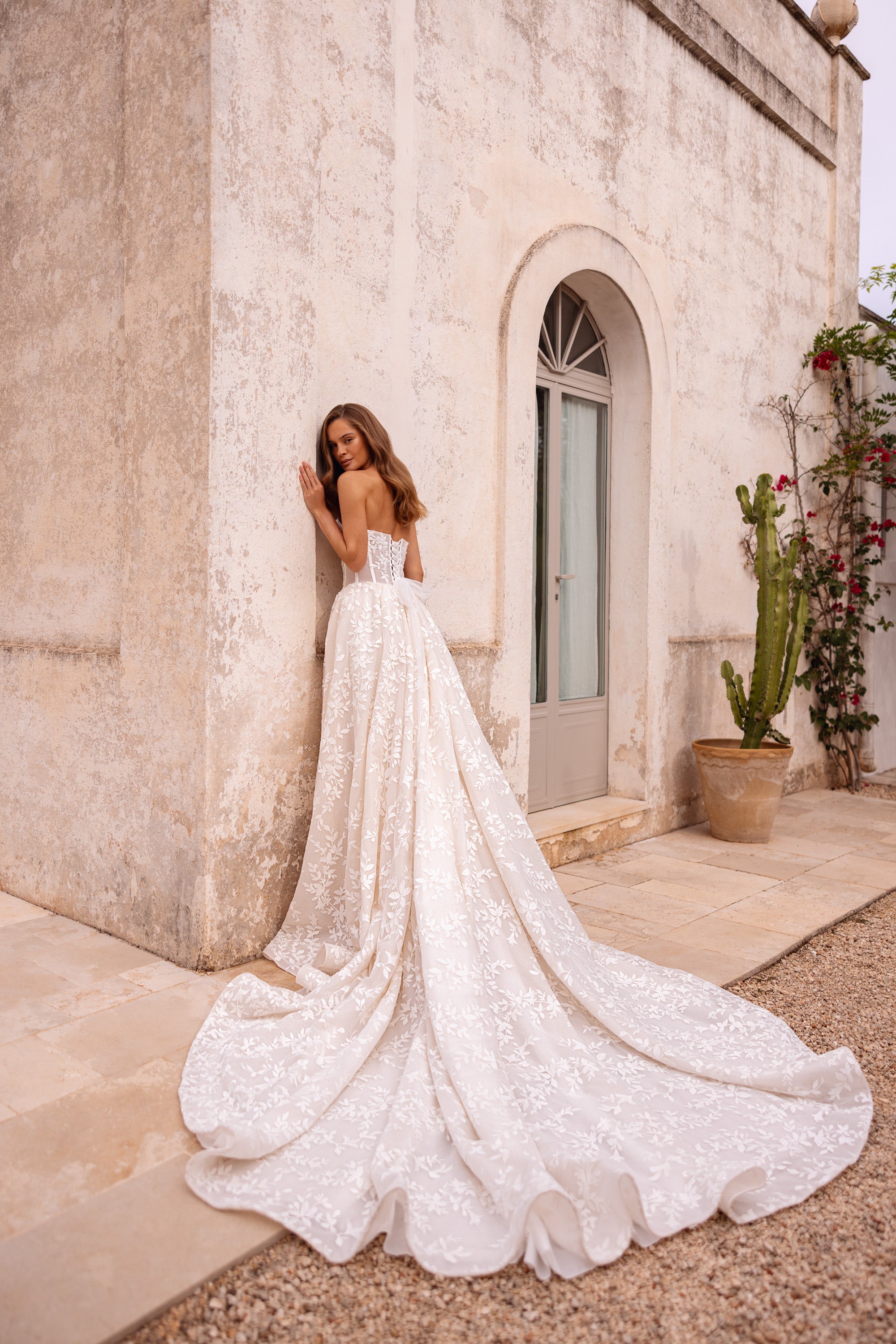 Floral A-Line Wedding Dress with Detachable Off-Shoulder Sleeves and Slit
