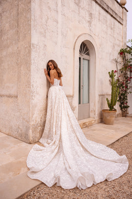 Floral A-Line Wedding Dress with Detachable Off-Shoulder Sleeves and Slit