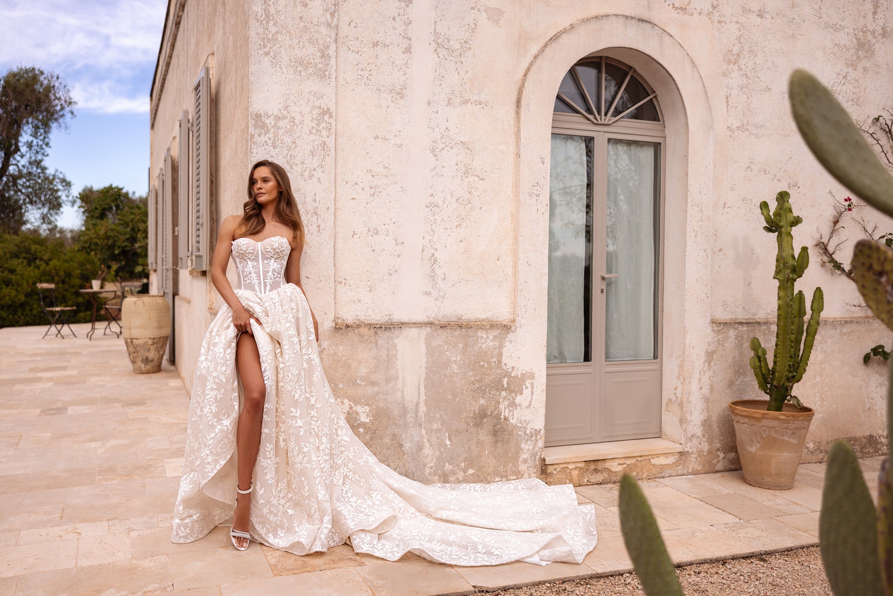 Floral A-Line Wedding Dress with Detachable Off-Shoulder Sleeves and Slit