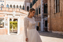 Extra-Long Cathedral Wedding Veil in Sheer Tulle
