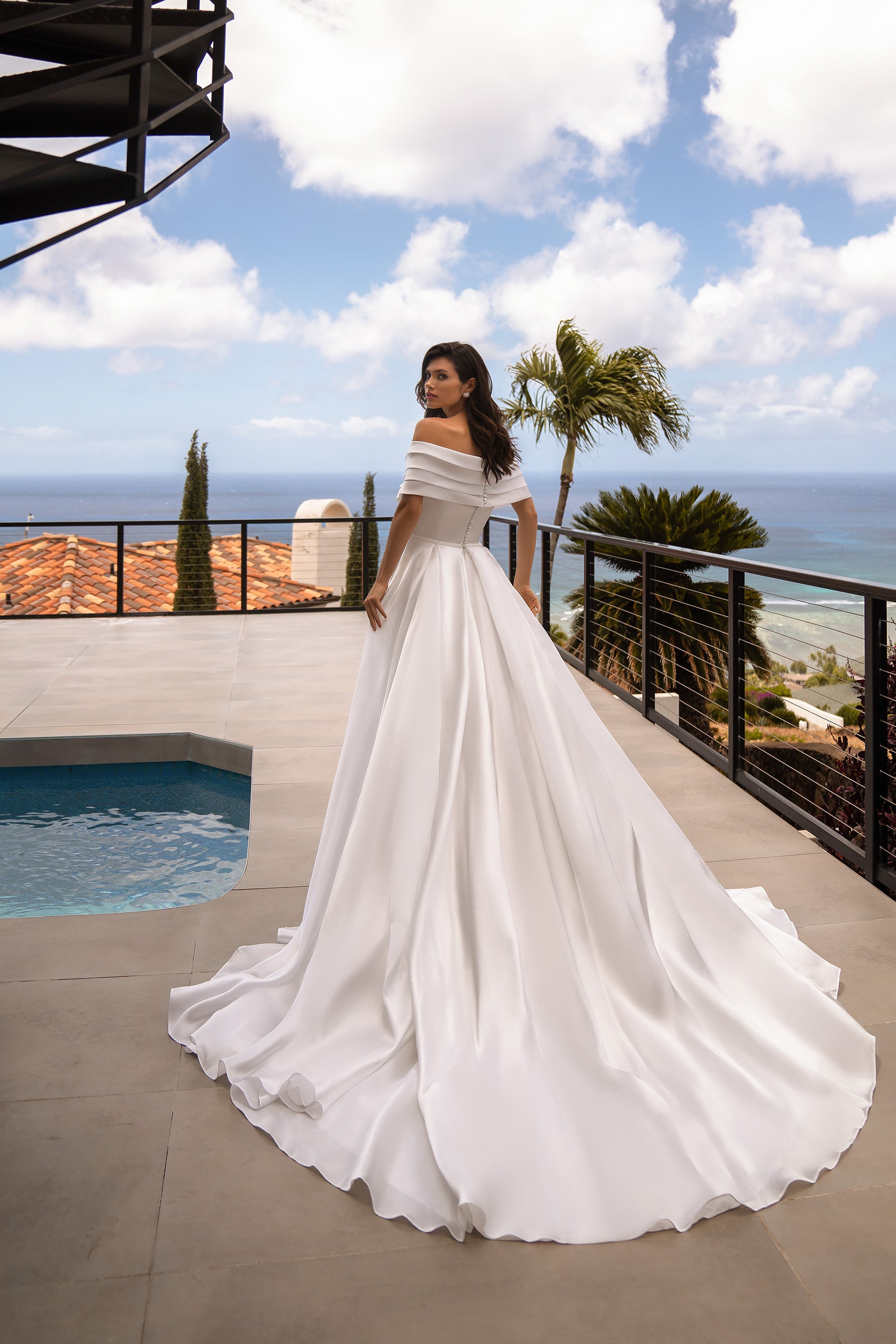 Satin A-Line Wedding Dress with Slit and Detachable Puff Sleeves