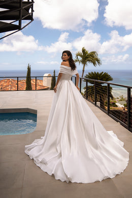Satin A-Line Wedding Dress with Slit and Detachable Puff Sleeves