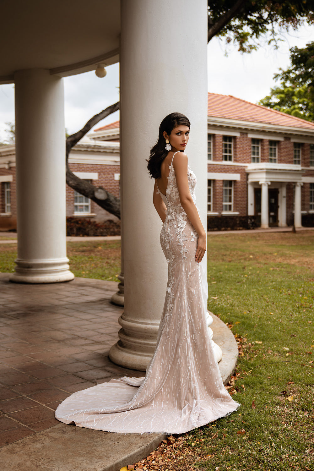 Sheath Wedding Dress with V-Neck and Floral Appliqués