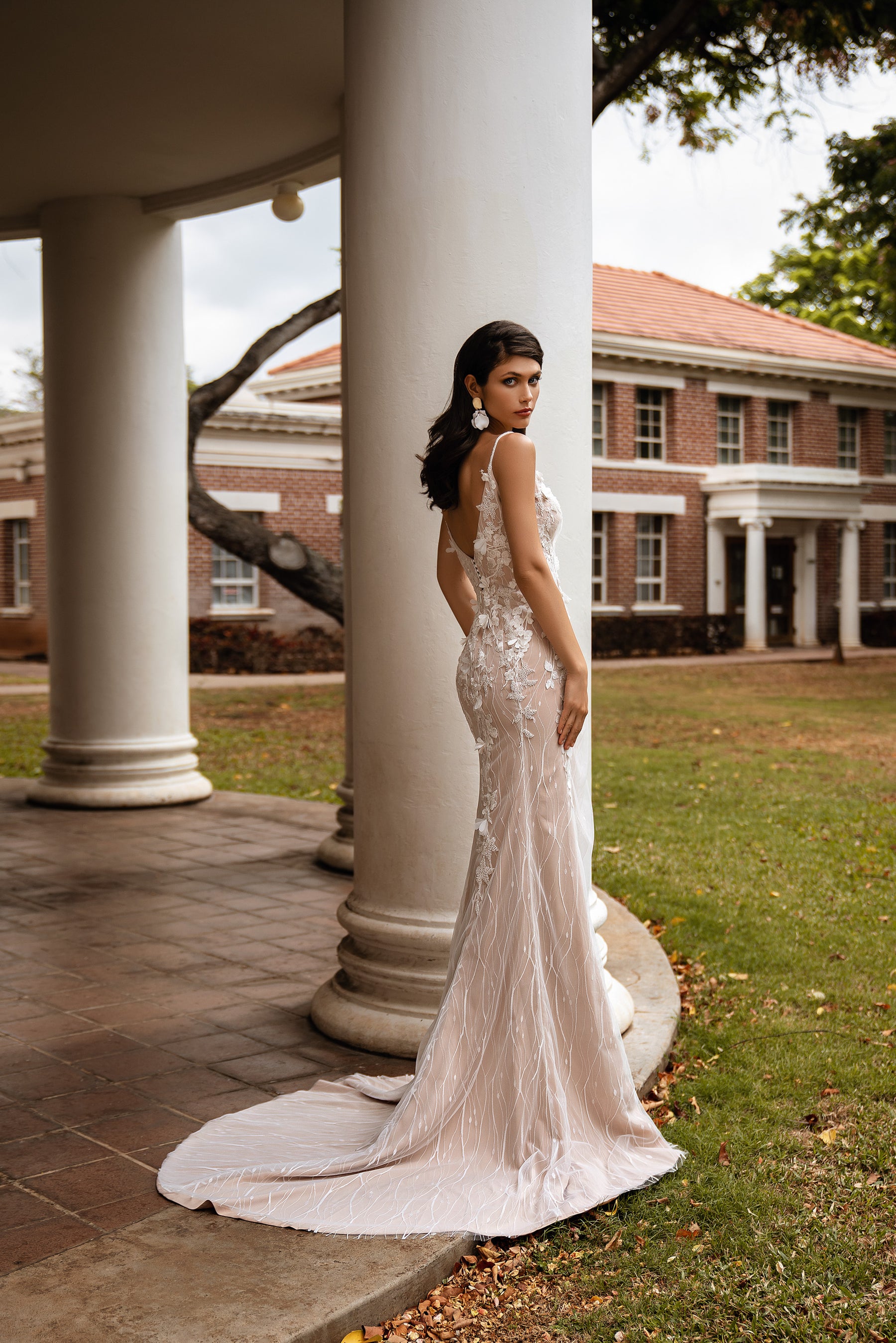 Sheath Wedding Dress with V-Neck and Floral Appliqués