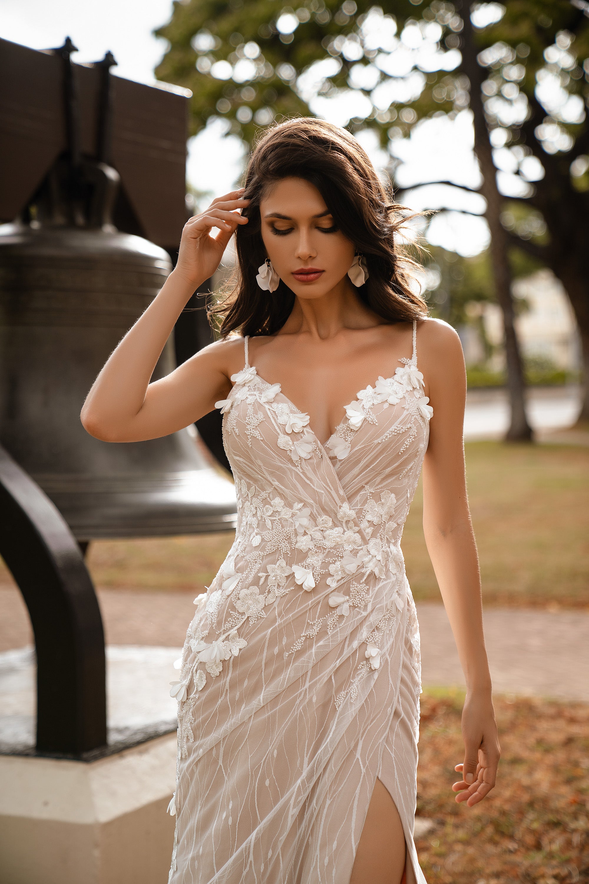 Sheath Wedding Dress with V-Neck and Floral Appliqués