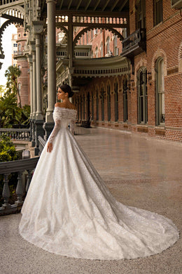 Off-the-Shoulder Sparkly Ball Gown Wedding Dress with Detachable Sleeves
