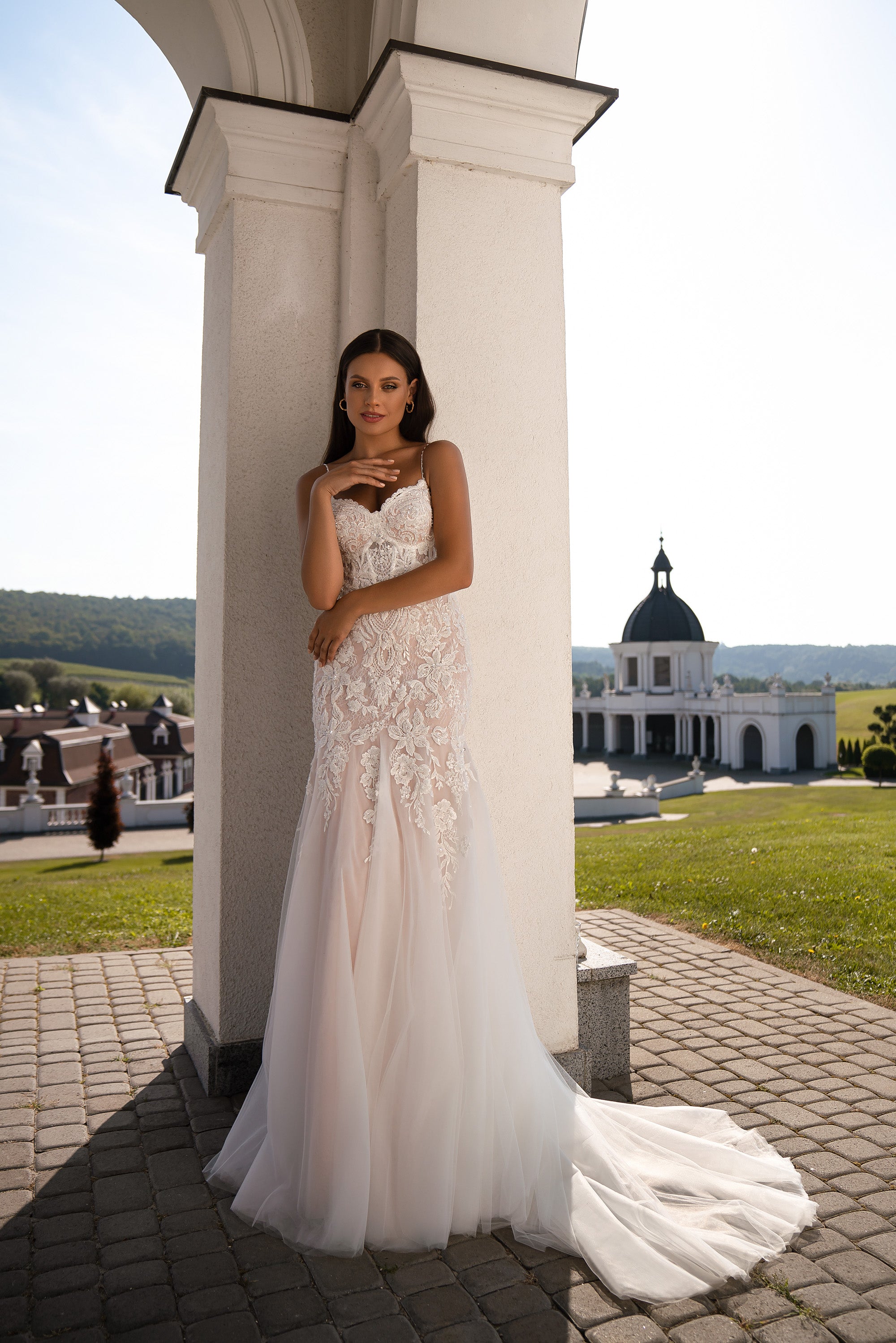 Lace Mermaid Wedding Dress with Spaghetti Straps