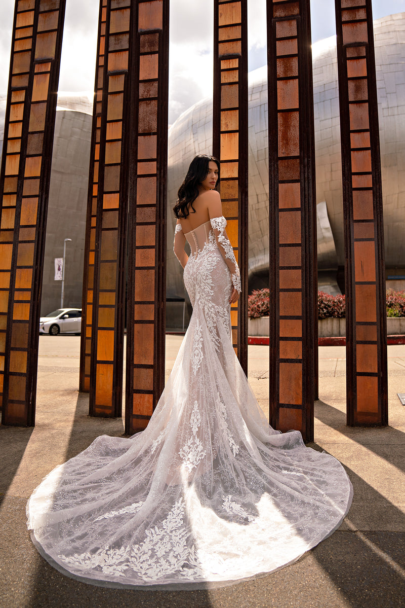 Mermaid Wedding Dress with Off-the-Shoulder Lace Sleeves