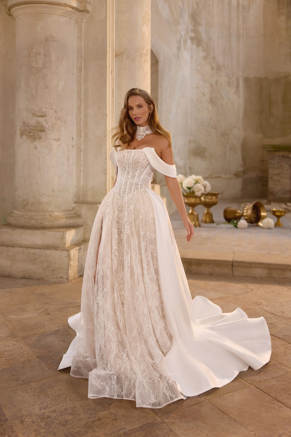 Luxury Lace A-Line Wedding Dress with Detachable Overskirt and Choker