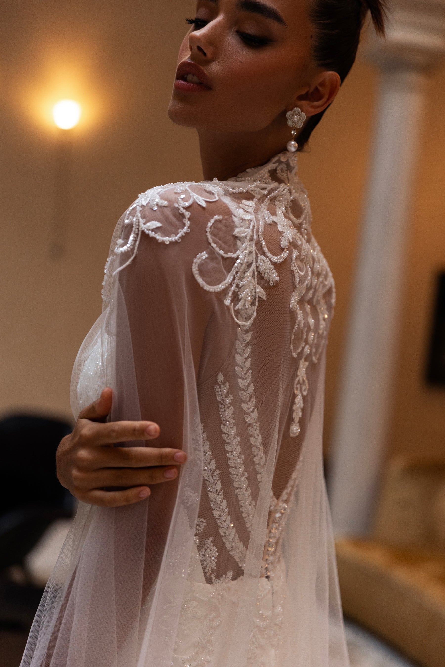 Mermaid Wedding Dress with Detachable Cape