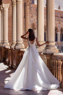 Mermaid Wedding Dress with Detachable Tulle Overskirt