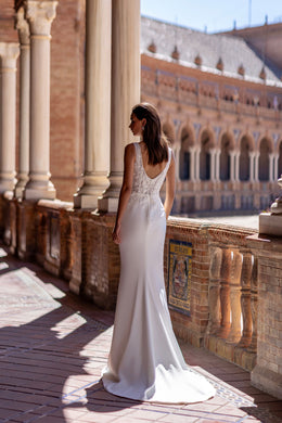 Mermaid Wedding Dress with Detachable Tulle Overskirt