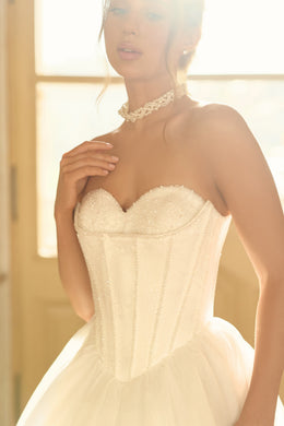 Luxury Sparkly Ball Gown Wedding Dress with Corset Bodice and Sweetheart Neckline