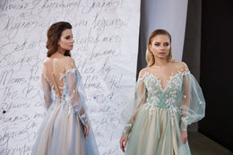 V-Neck Tulle Sheath Evening Dress with Slit for Special Occasions and Proms