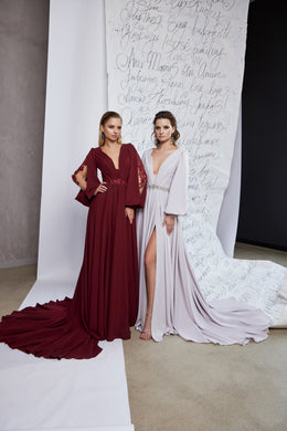 Women's Elegant V-Neck Evening Dress with Slit, Long Sleeves, and Long Train