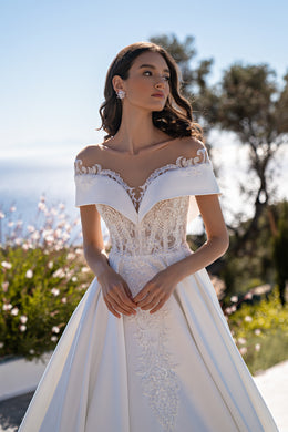 Royal Princess Wedding Dress with Amazing Collar, Fluffy Train Skirt, Semi-Sheer Corset, Lace Trim, Buttons, Guipure & Buttons Decoration