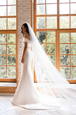 Romantic Tulle Veil 3.3x3.0m with Loops for Fastening