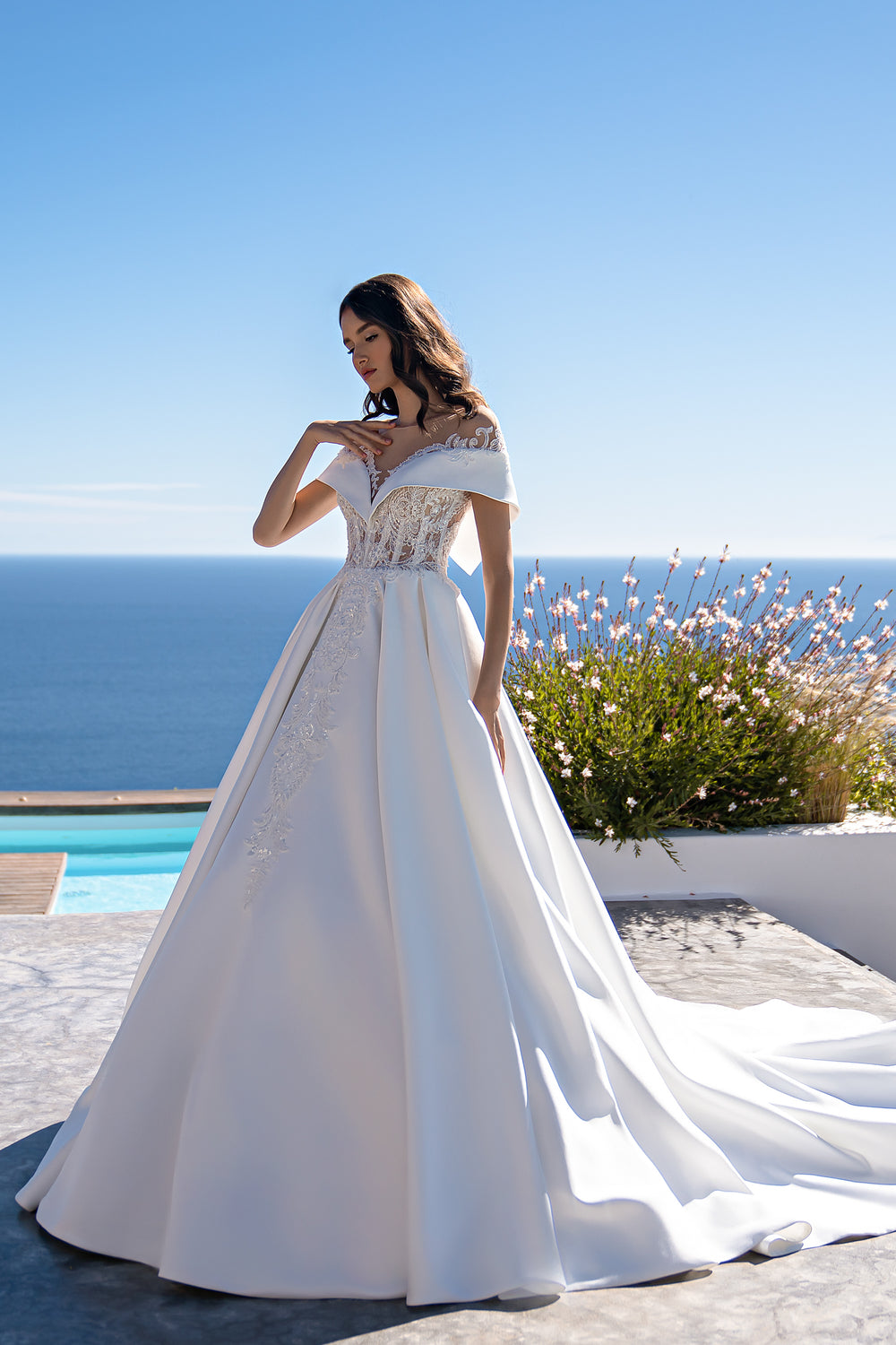 Royal Princess Wedding Dress with Amazing Collar, Fluffy Train Skirt, Semi-Sheer Corset, Lace Trim, Buttons, Guipure & Buttons Decoration