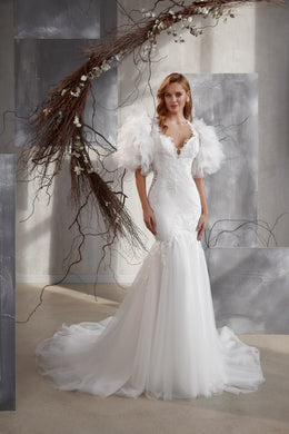 Mermaid Wedding Dress with Detachable Puff Sleeves