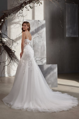 Mermaid Wedding Dress with Detachable Puff Sleeves