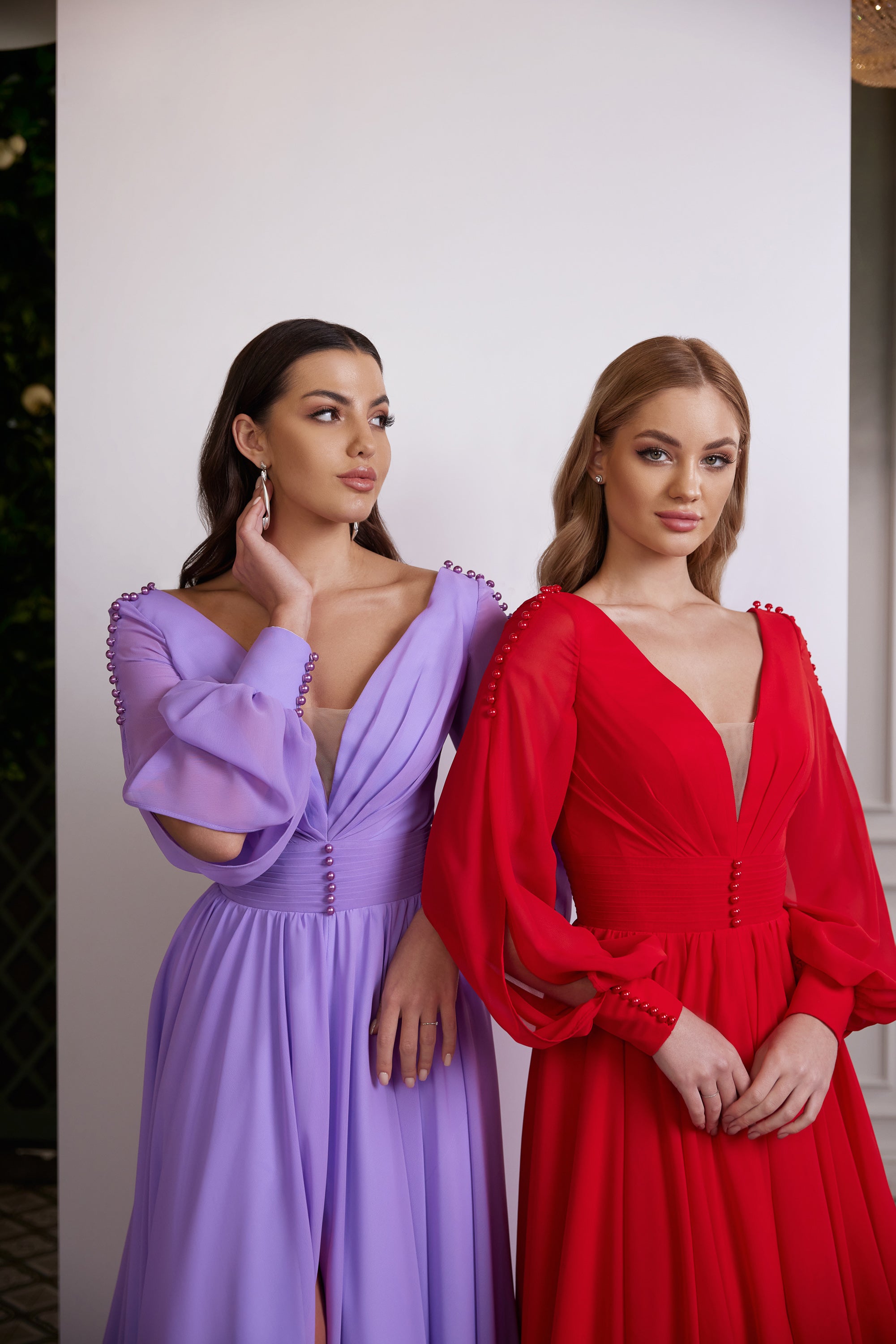 Women's Deep V-Neck Party Dress with Slit Skirt and Puffy Sleeves