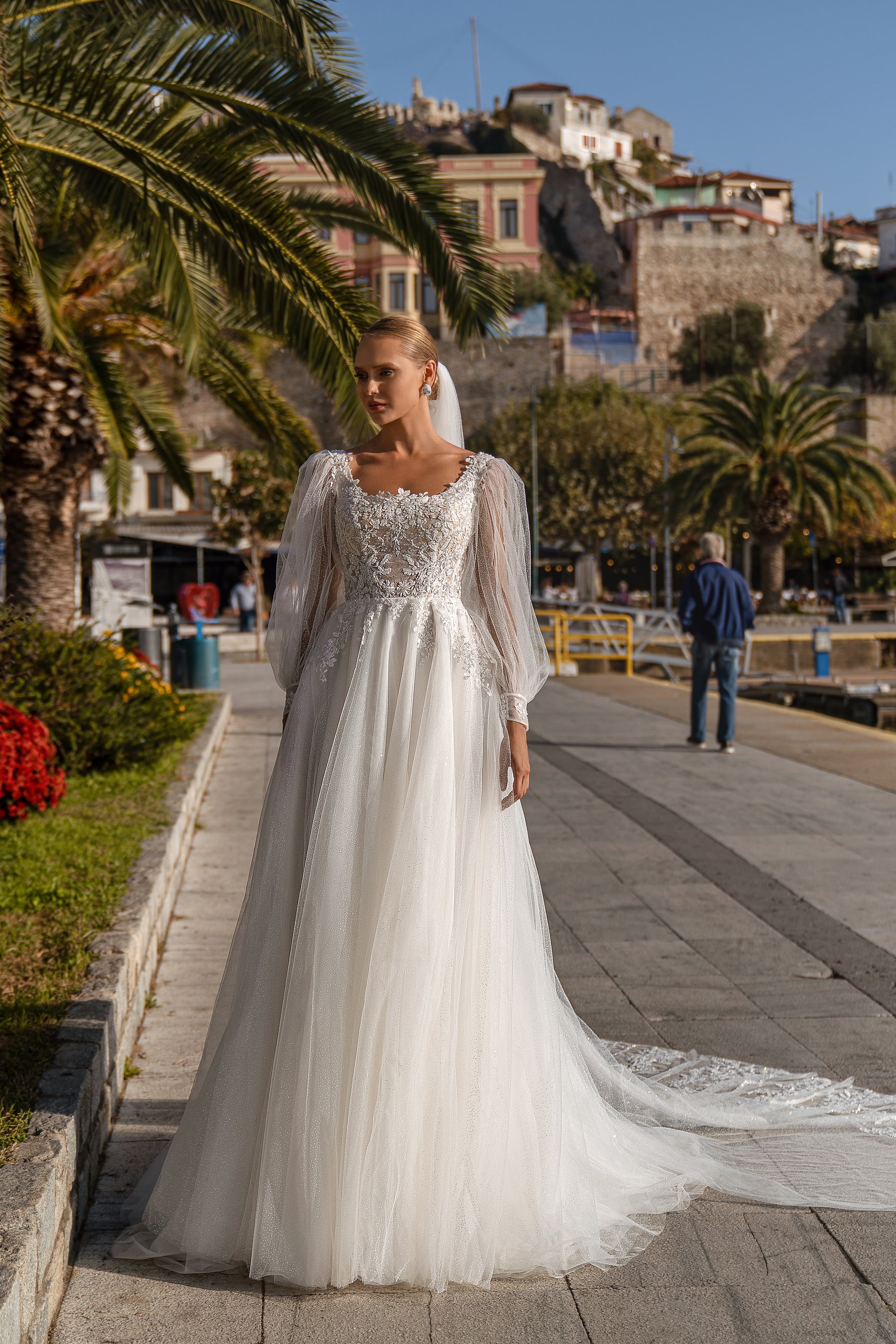A-Line Wedding Dress with Detachable Voluminous Sleeves and Sparkling Tulle Skirt with Train
