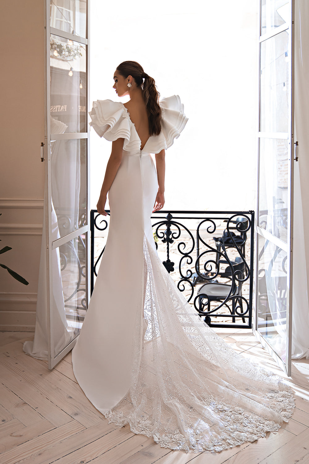 Mermaid Silhouette Wedding Dress with Detachable Design Element, V-Neckline, Guipure Embroidery, and Beads, Pearls, and Sequins