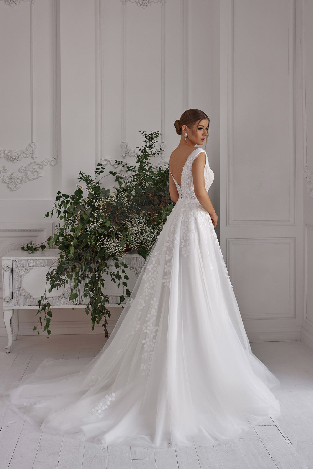 A-Line Wedding Dress With Lace Appliques, 3D Flowers, Tulle Overlay, V-Neck, Sleeveless, Floor-Length, Cathedral Train, Romantic Luxury