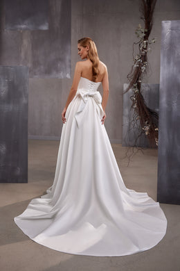 Beautiful Transforming Wedding Dress with Minimalism Style, Removable Belt with Bow