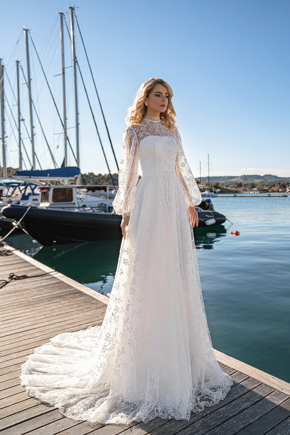 Elegant Halter Neck Sheath Wedding Dress with Lace Sleeves, Chapel Train and Beading