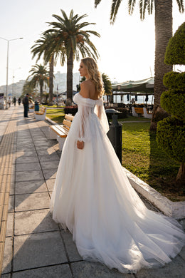 Gorgeous A-Line Wedding Dress with Detachable Voluminous Sleeves, Tulle Drapery, and Beaded Appliqués with Sequins