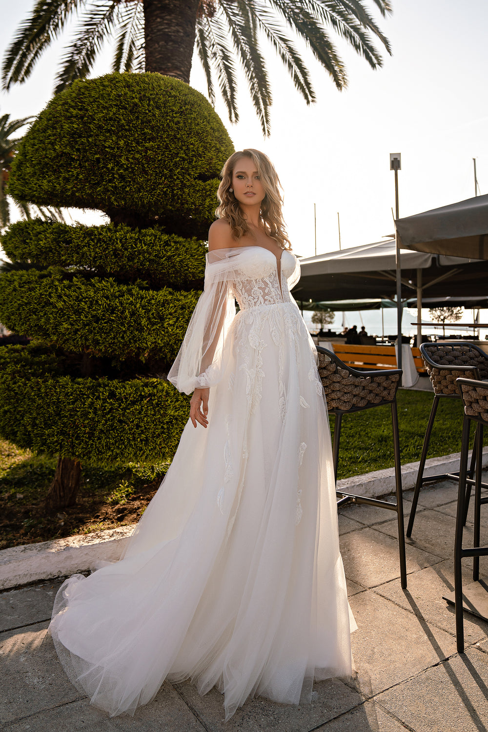 Gorgeous A-Line Wedding Dress with Detachable Voluminous Sleeves, Tulle Drapery, and Beaded Appliqués with Sequins