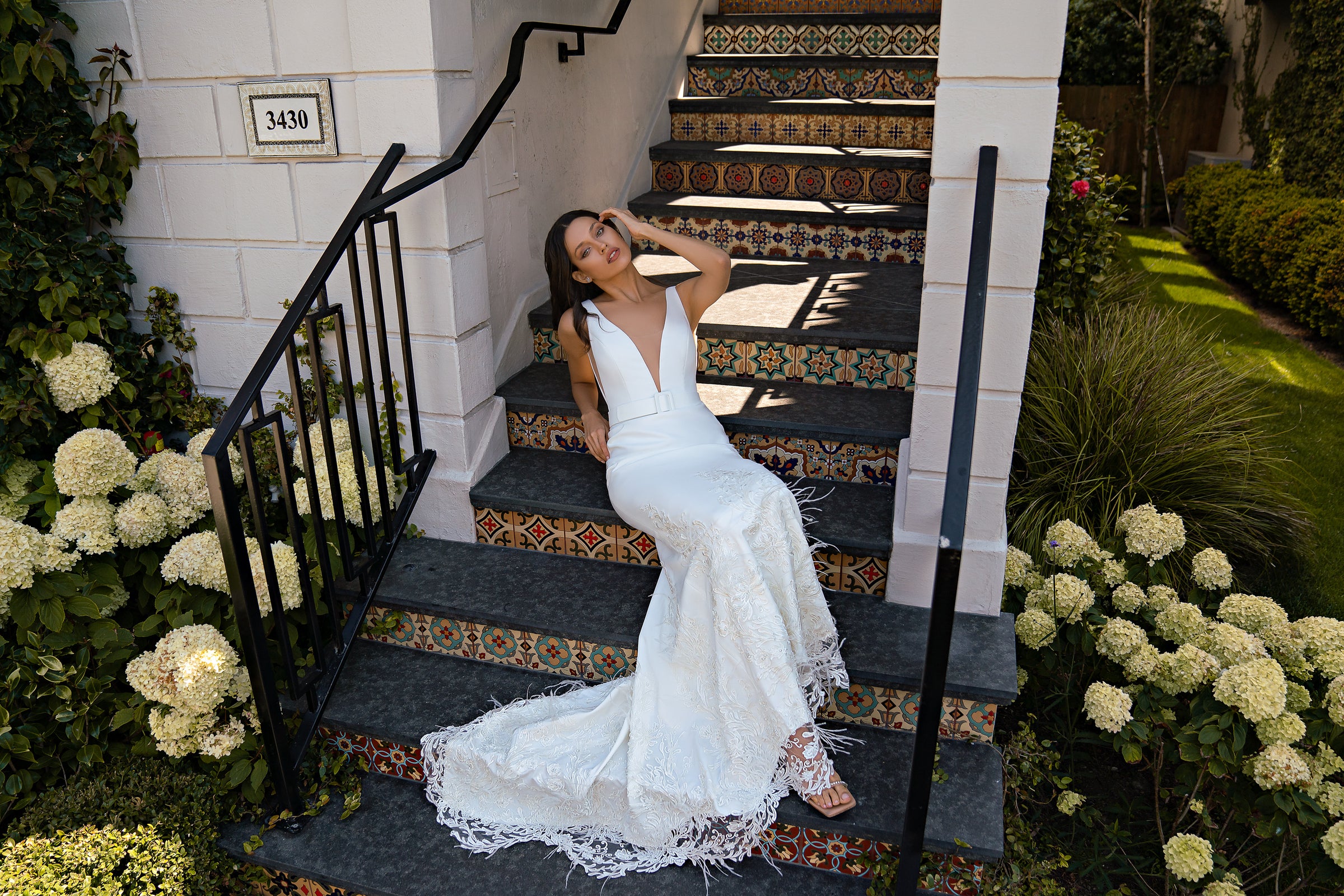 Mermaid Wedding Dress with Detachable Ruffle Sleeves