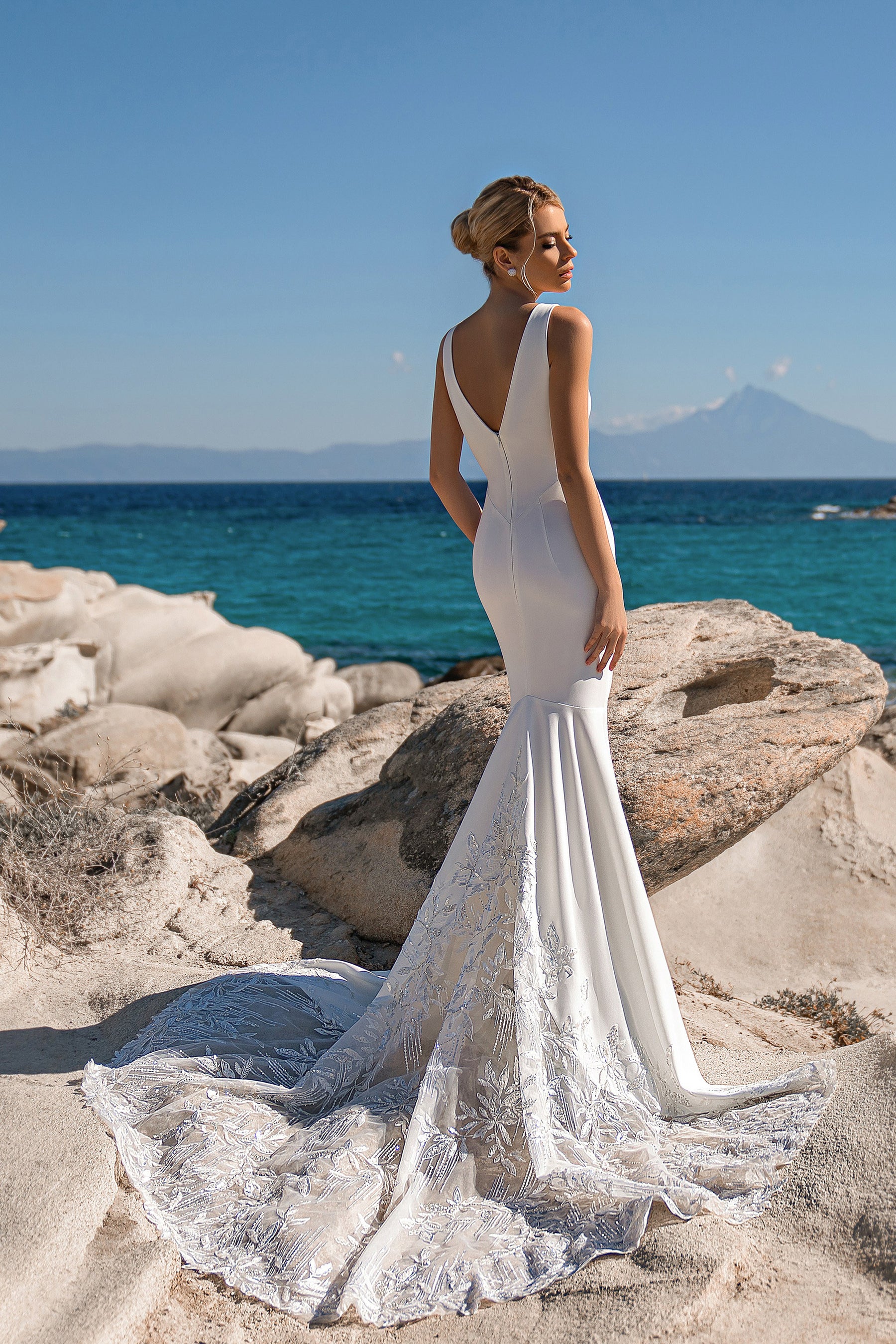 Mermaid Lace Wedding Dress with Open Back and Chapel Train for Beach Brides