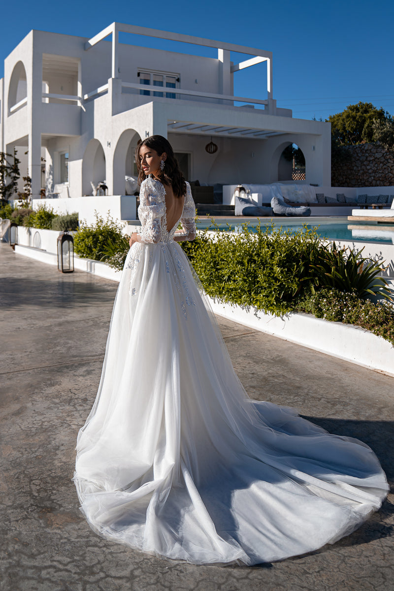 2-in-1 Lace Wedding Dress with Puff Sleeves and Detachable Overskirt